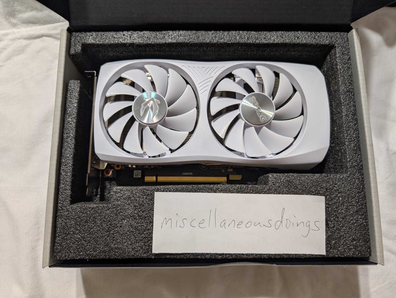 ZOTAC RTX 4070 TWIN EDGE OC 12GB WHITE EDITION GAMING NVIDIA GEFORCE